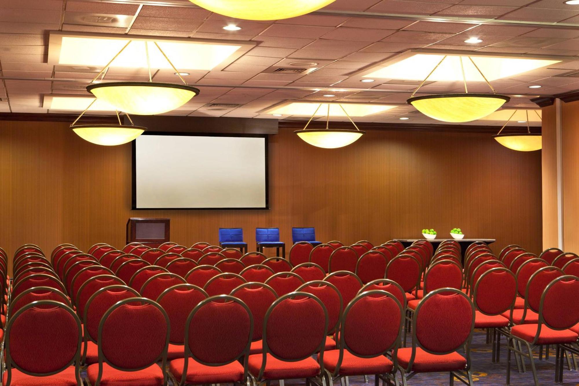 Hotel Courtyard By Marriott Alexandria Pentagon South Exteriér fotografie