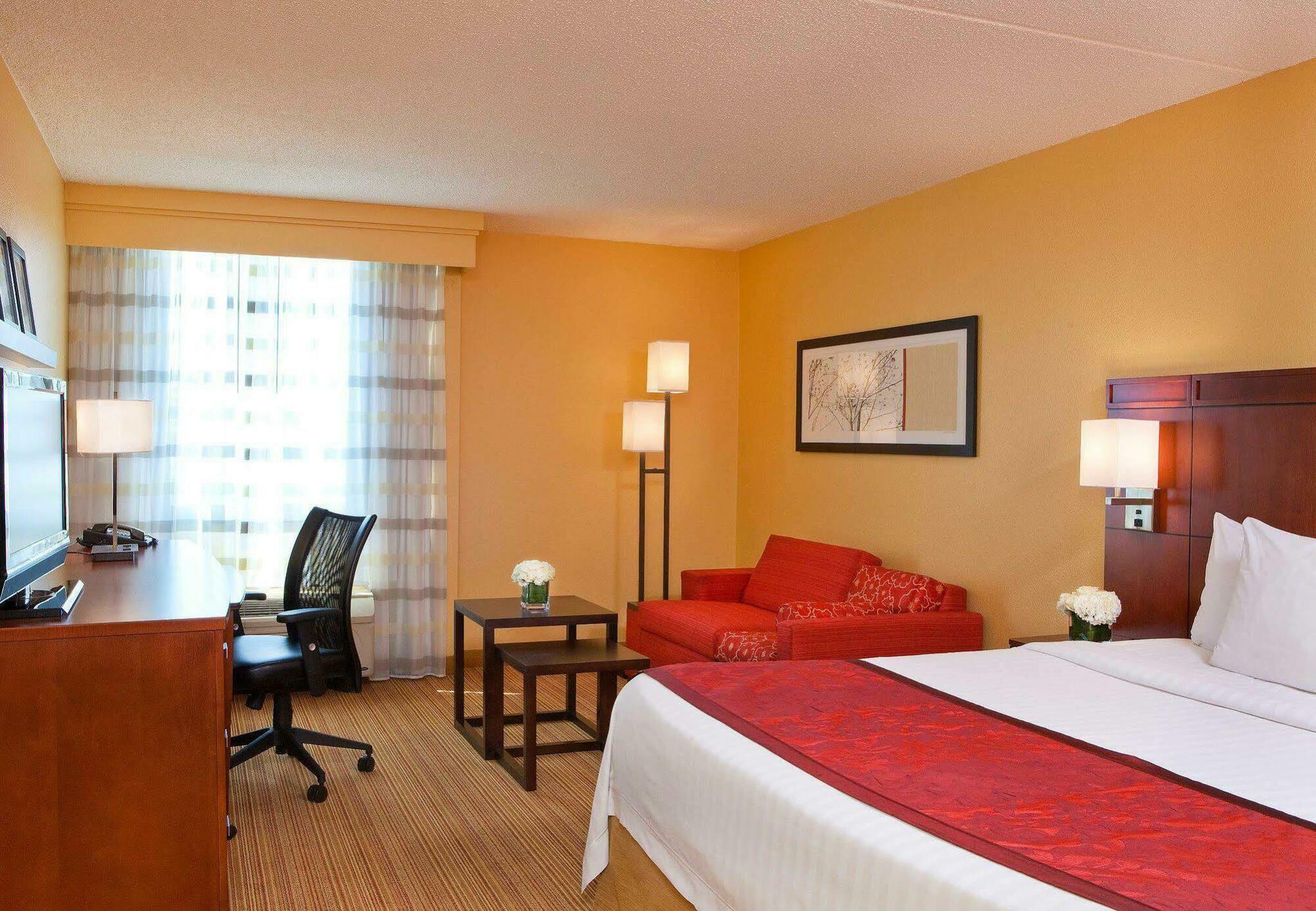 Hotel Courtyard By Marriott Alexandria Pentagon South Pokoj fotografie